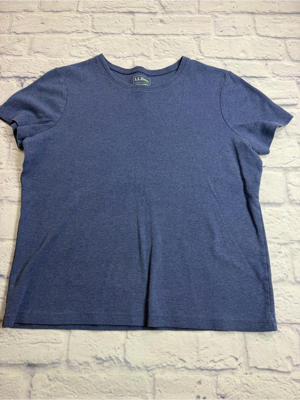 L.L. Bean Navy Heather Women's Short-Sleeve Crewneck Tee. Size M. 100% Cotton.